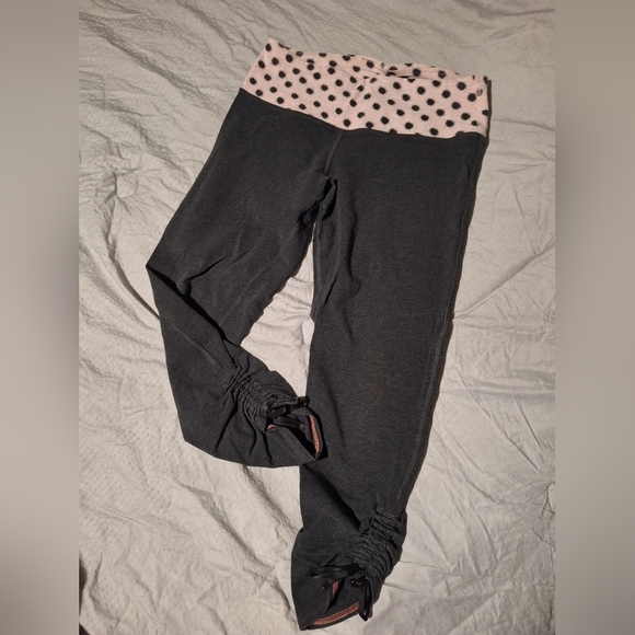Lululemon Leggings Size 6 - Picture 1 of 3